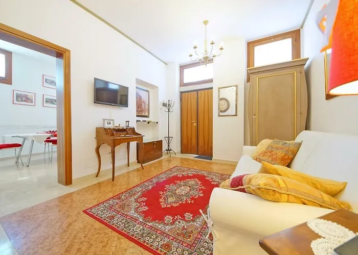 Dolcevita N 315 アパート